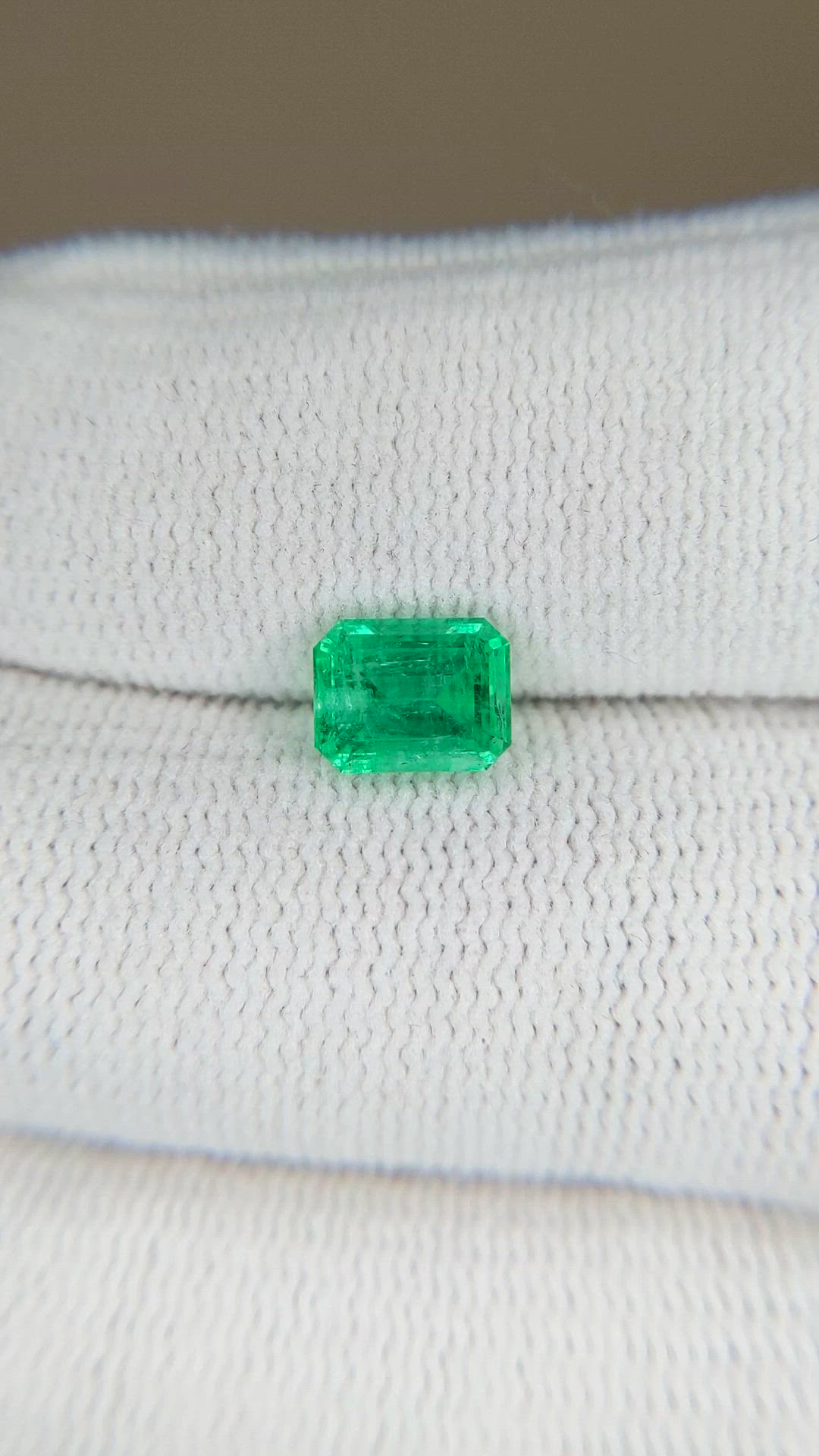 1.18 Ct. Emerald from Russia Size Video