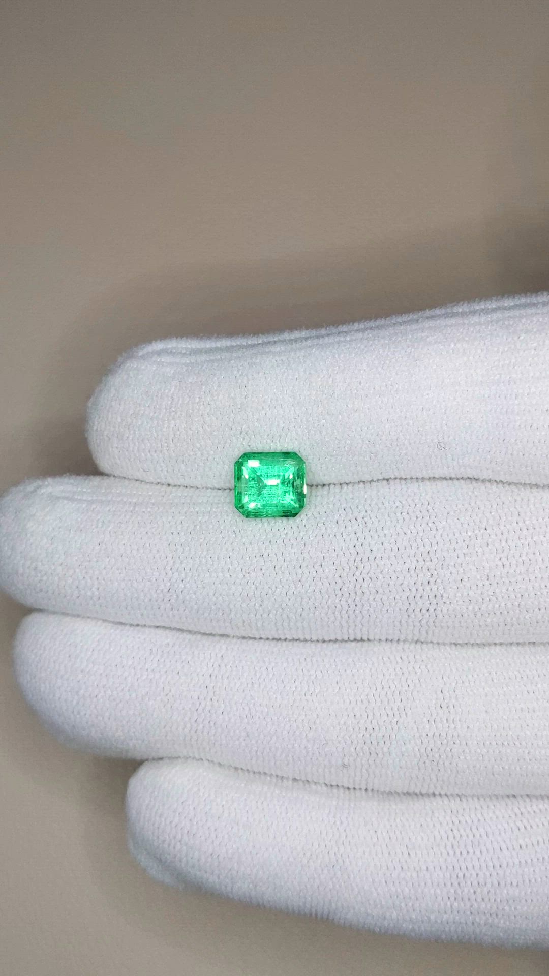 1.94 Ct. Emerald from Russia Size Video