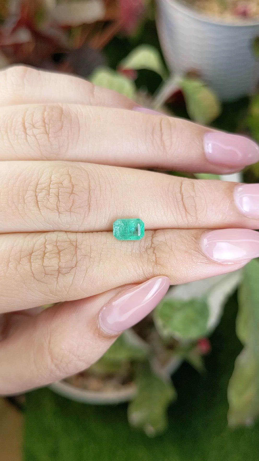 0.76 Ct. Emerald from Zambia Size Video