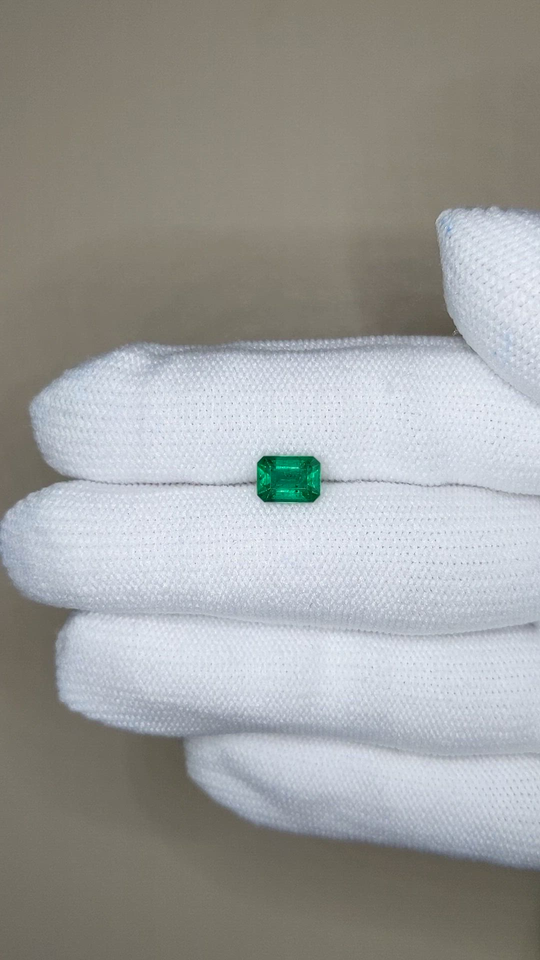 1.15 Ct. Emerald from Zambia Size Video