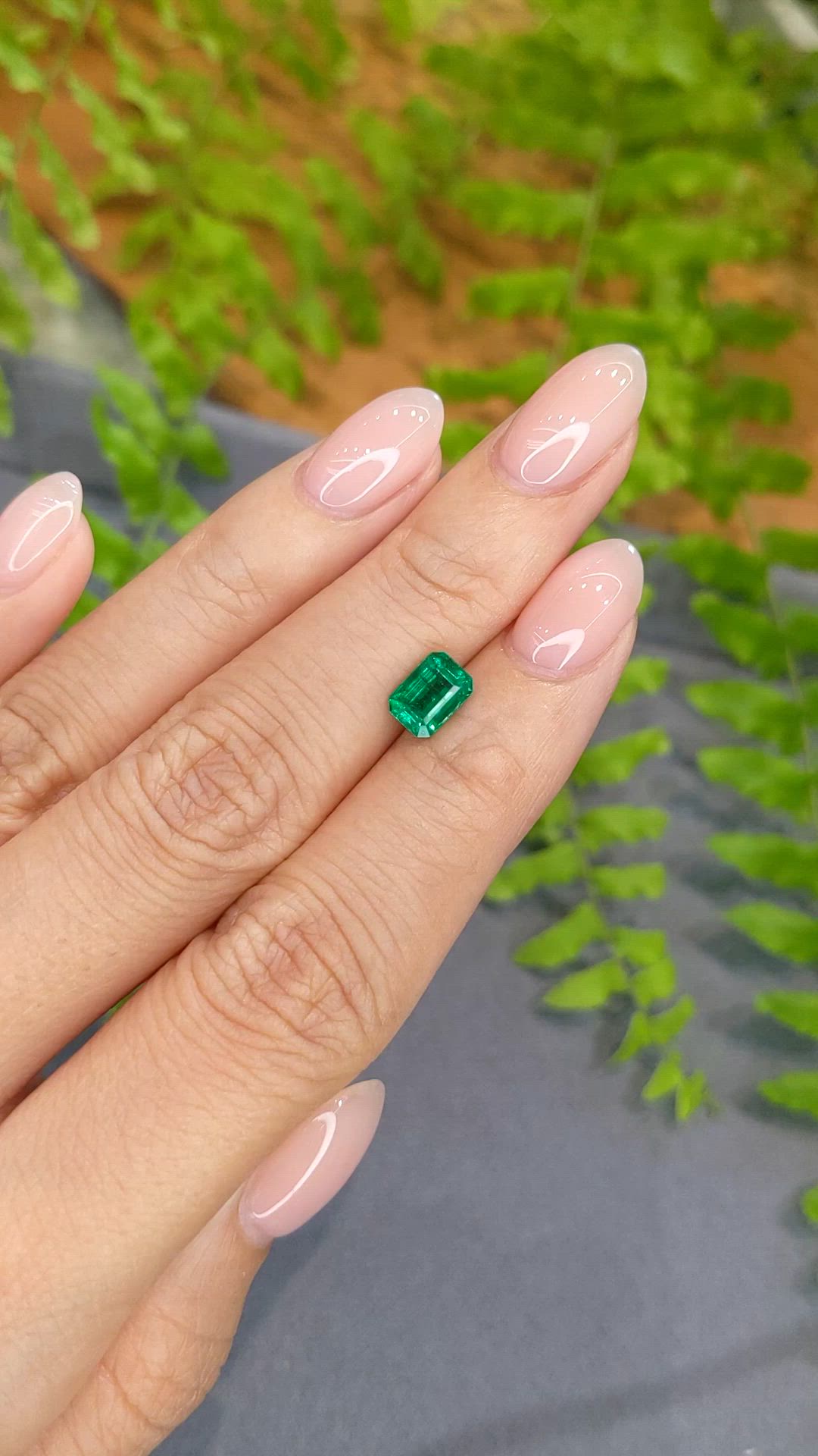 1.02 Ct. Emerald from Zambia Size Video