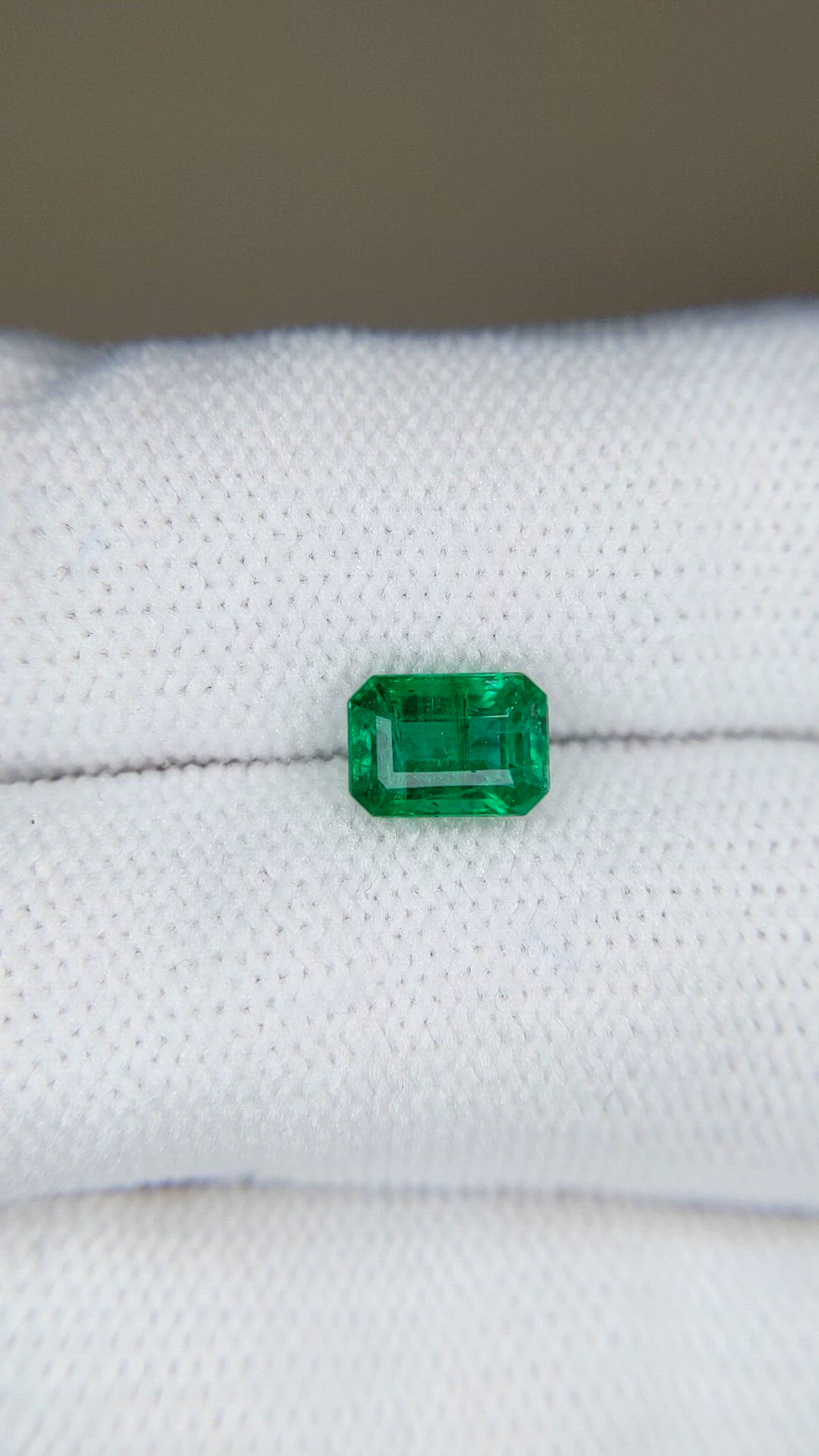1.02 Ct. Emerald from Zambia Size Video