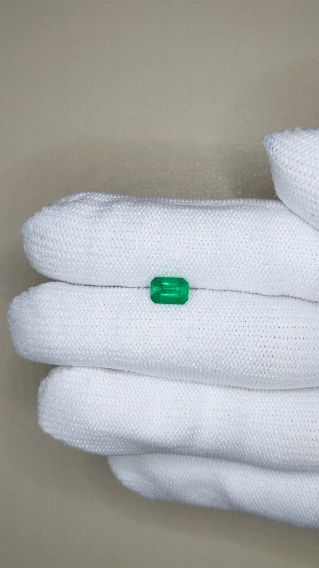 0.72 Ct. Emerald from Zambia Size Video
