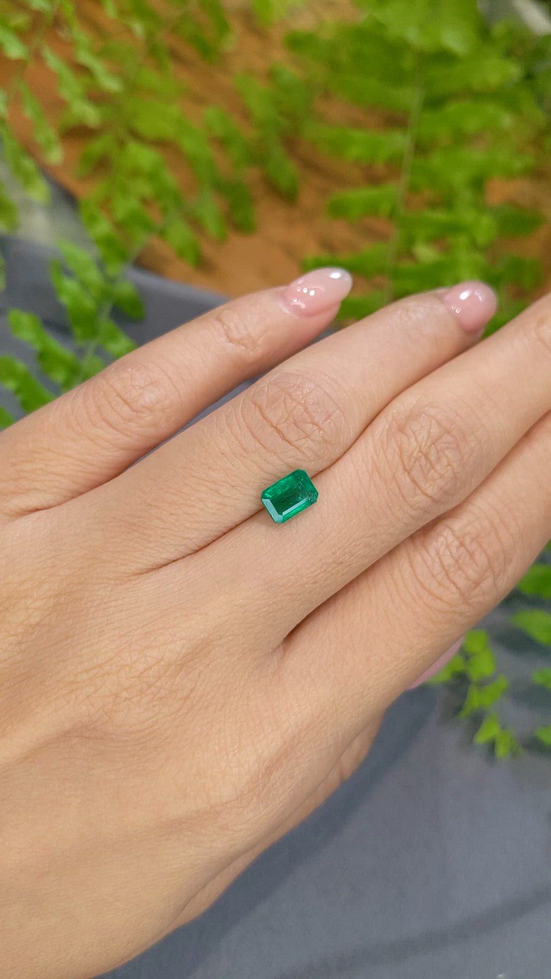 1.13 Ct. Emerald from Zambia Size Video