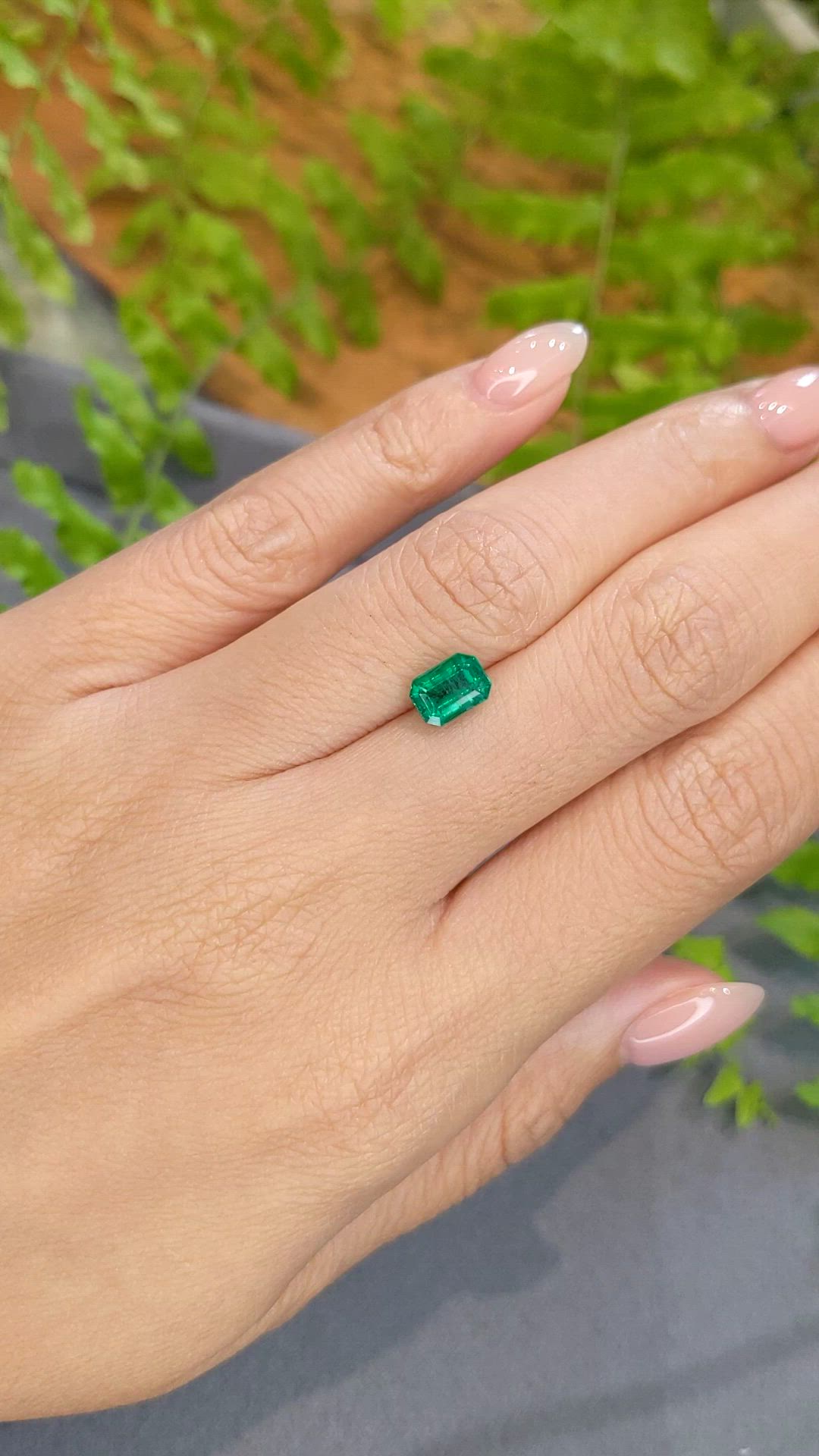 1.24 Ct. Emerald from Zambia Size Video