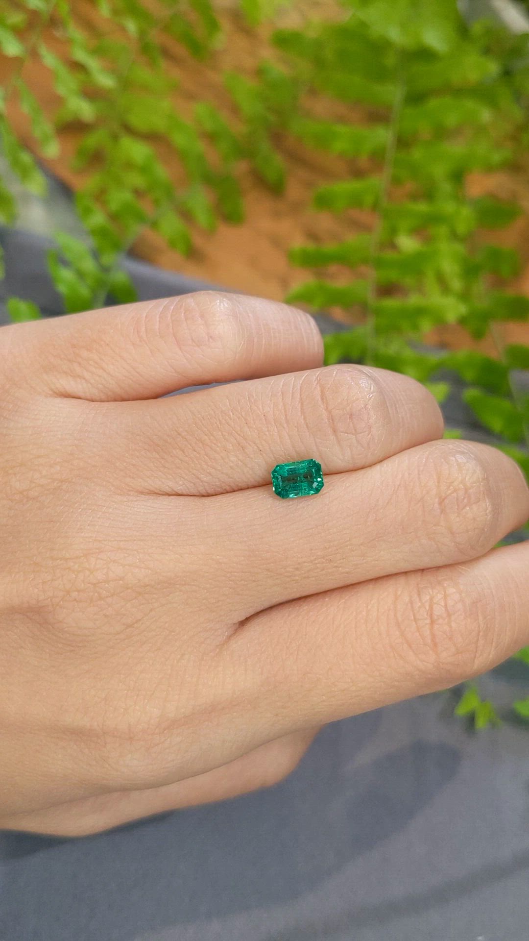 0.79 Ct. Emerald from Zambia Size Video