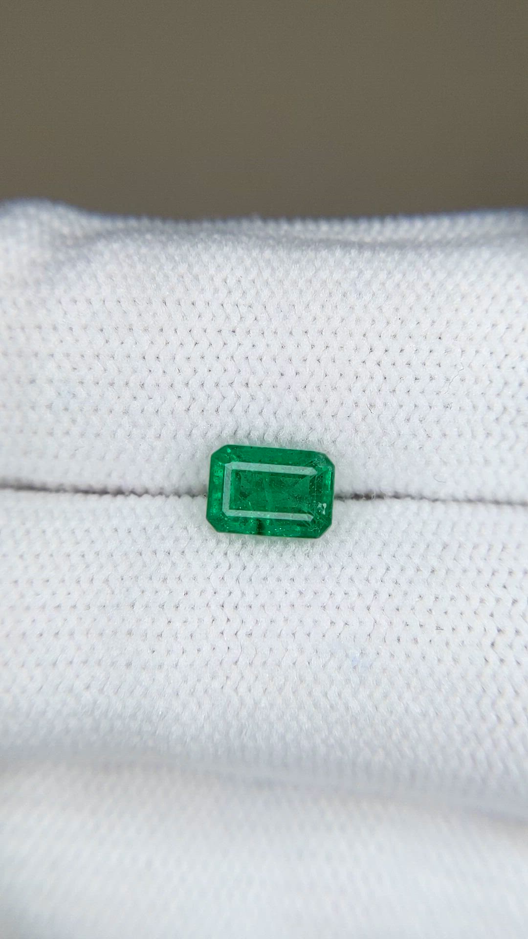 0.82 Ct. Emerald from Zambia Size Video
