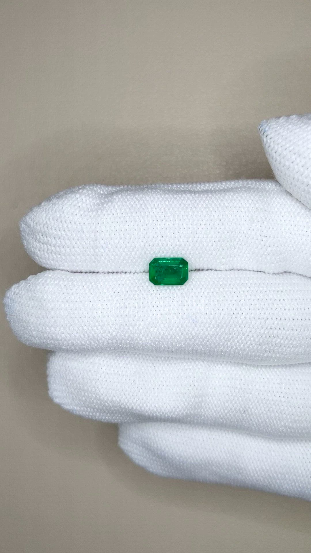 0.66 Ct. Emerald from Zambia Size Video