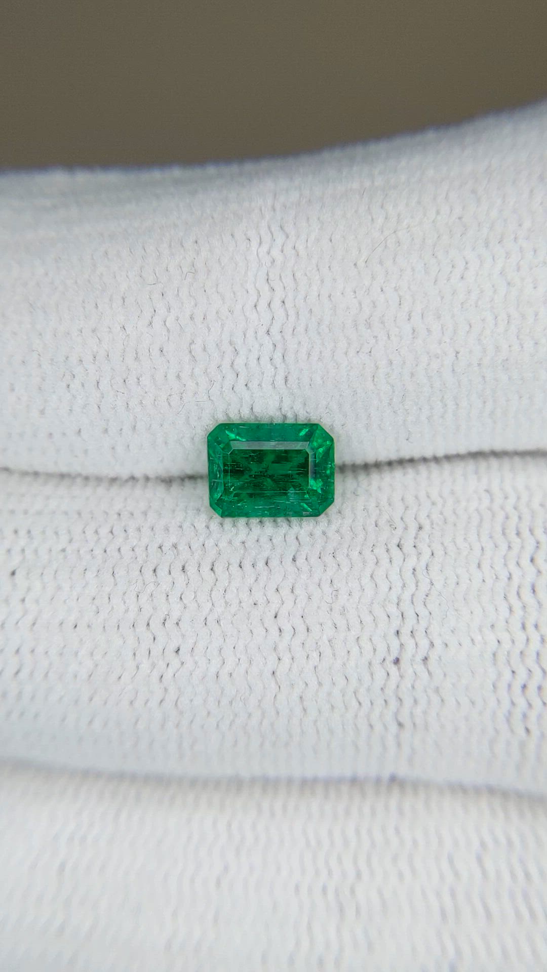 1.01 Ct. Emerald from Zambia Size Video