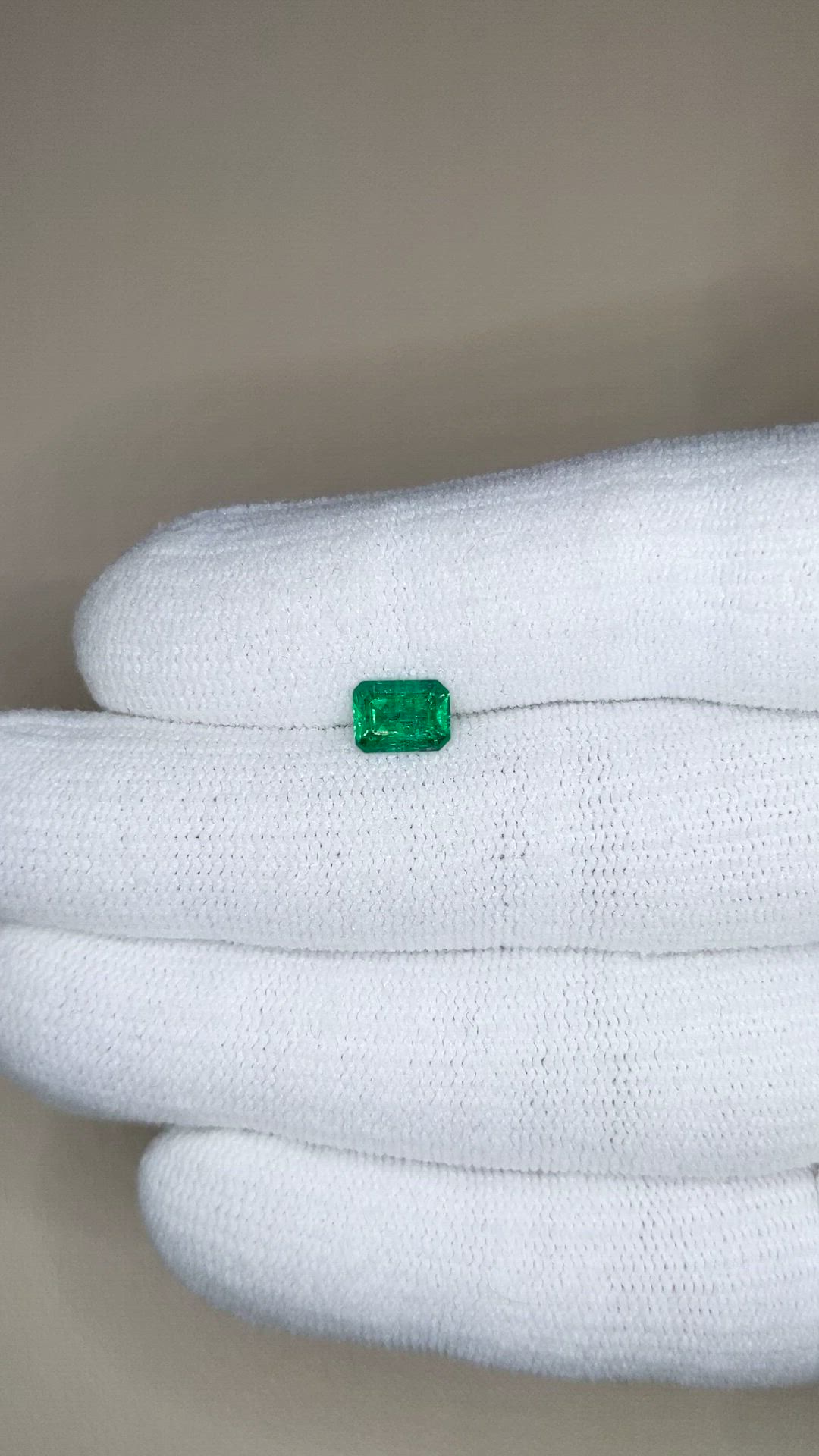1.01 Ct. Emerald from Zambia Size Video