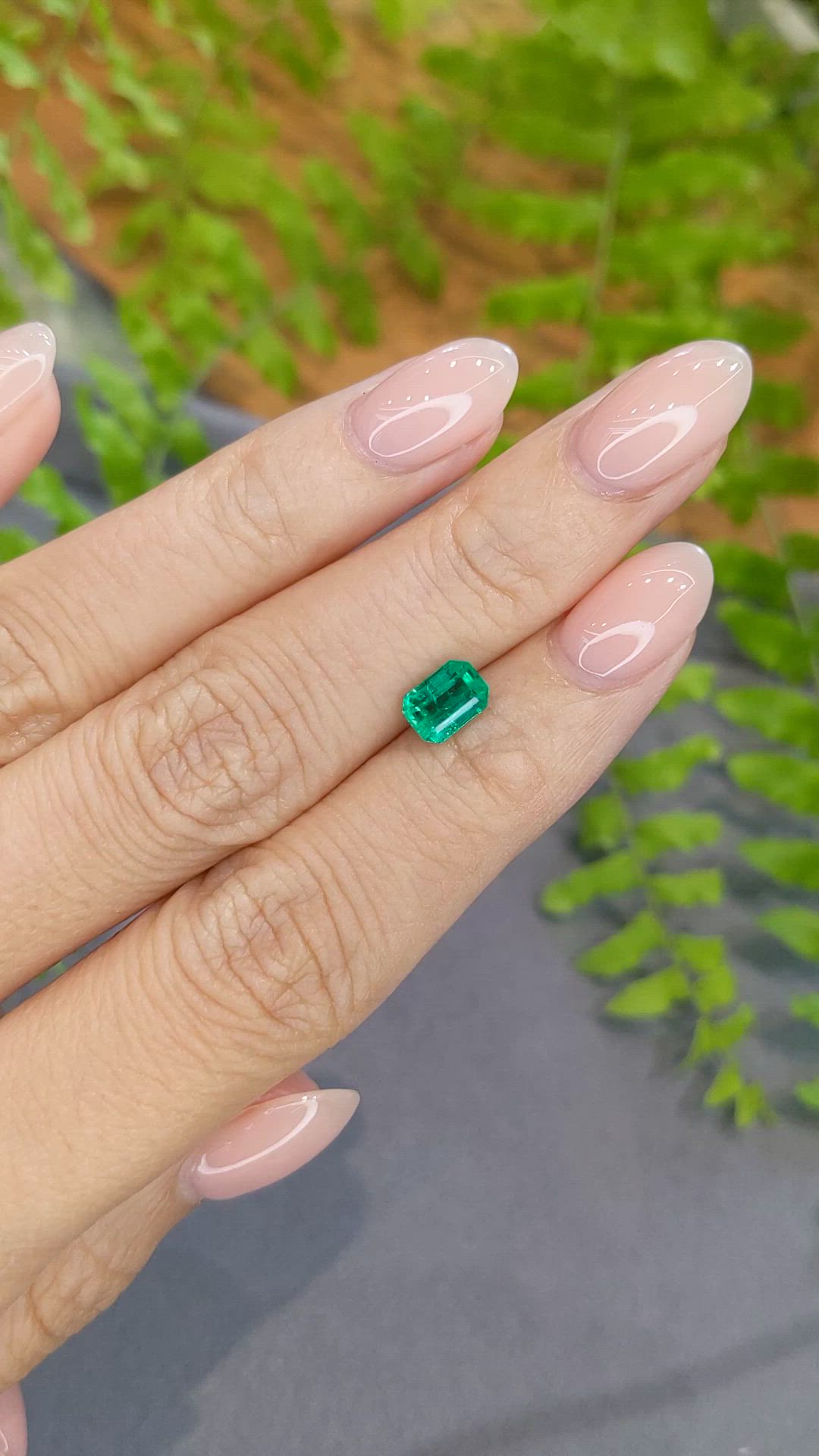 1.03 Ct. Emerald from Zambia Size Video