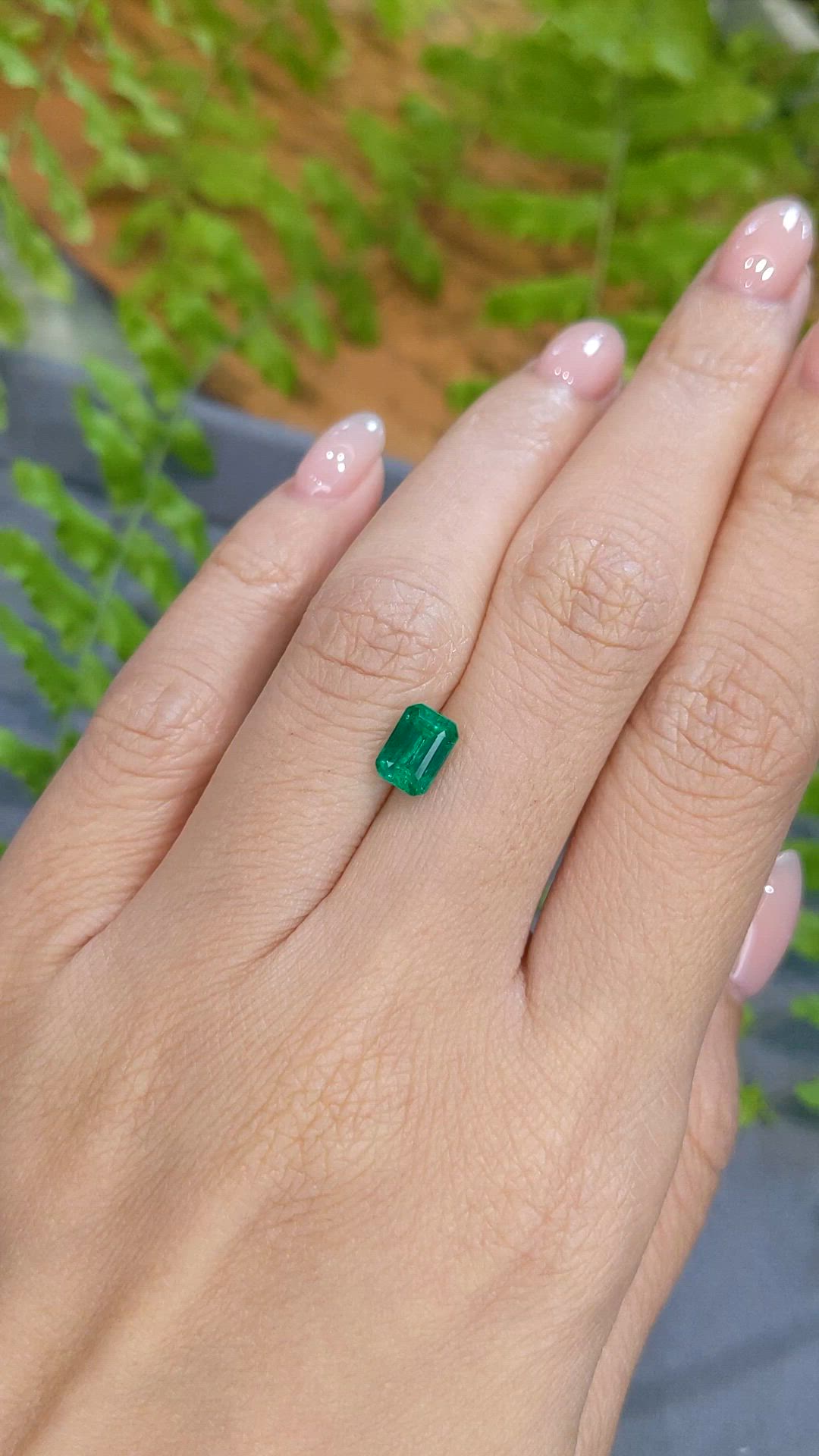 1.16 Ct. Emerald from Zambia Size Video