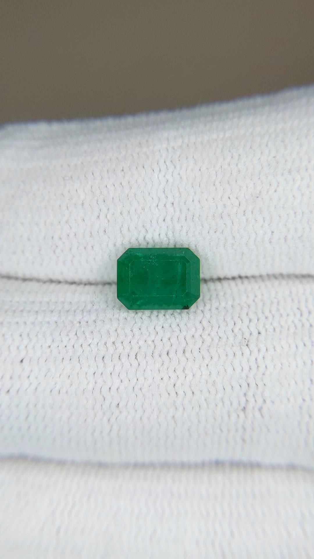 1.52 Ct. Emerald from Zambia Size Video