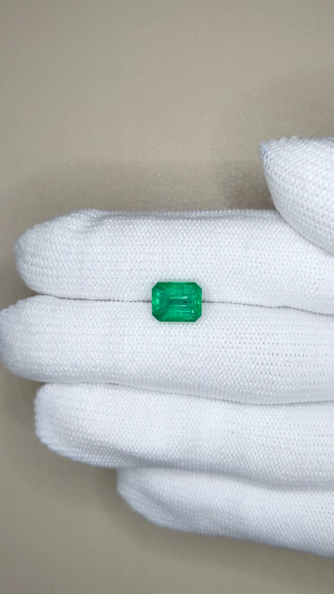 2.19 Ct. Emerald from Zambia Size Video