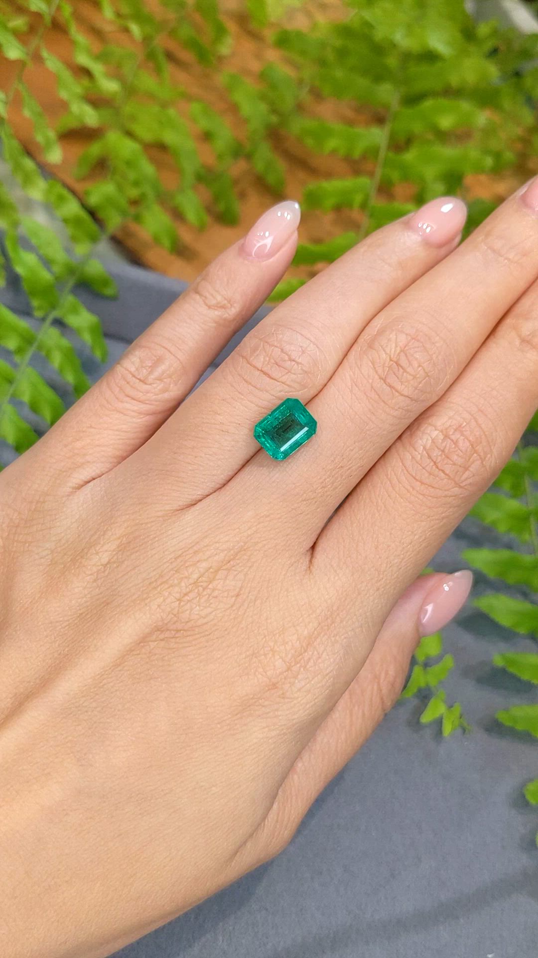2.68 Ct. Emerald from Zambia Size Video