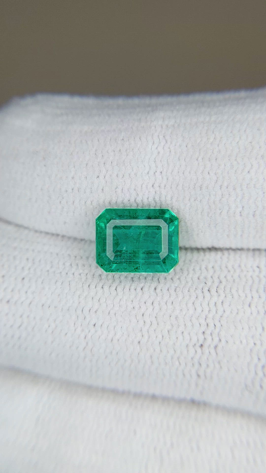 2.78 Ct. Emerald from Zambia Size Video