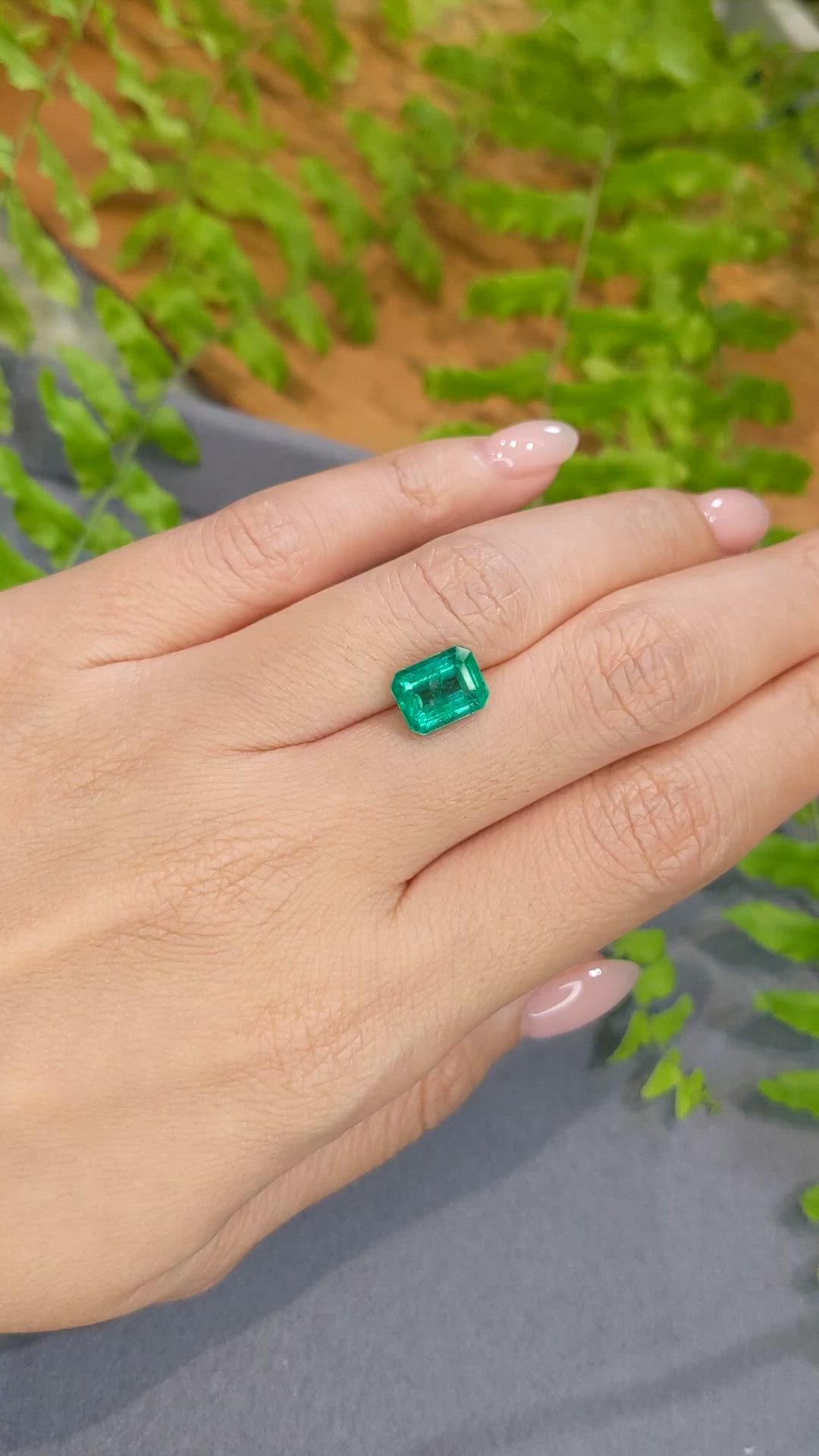 2.78 Ct. Emerald from Zambia Size Video
