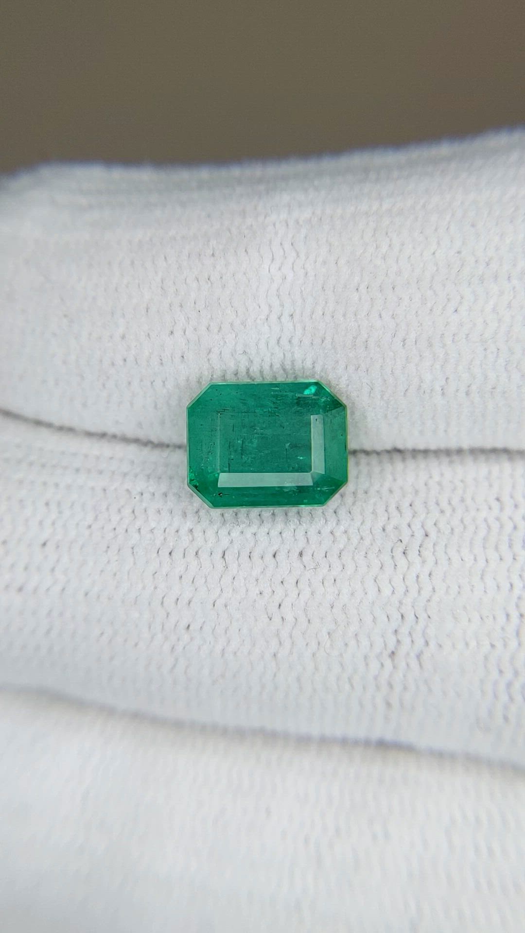 2.56 Ct. Emerald from Zambia Size Video