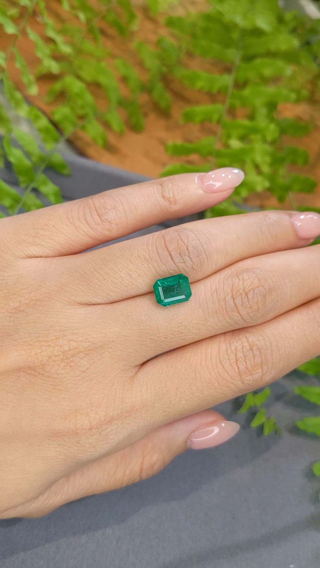 2.56 Ct. Emerald from Zambia Size Video