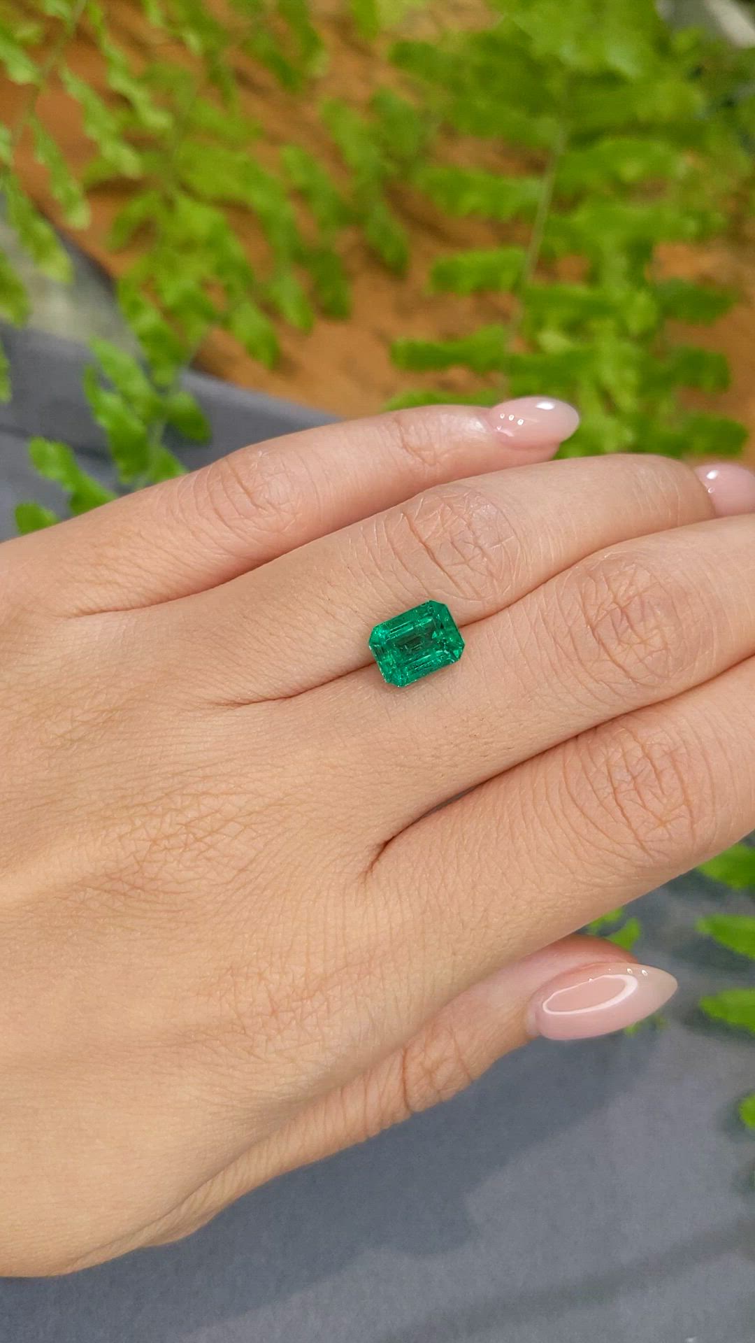 2.16 Ct. Emerald from Zambia Size Video