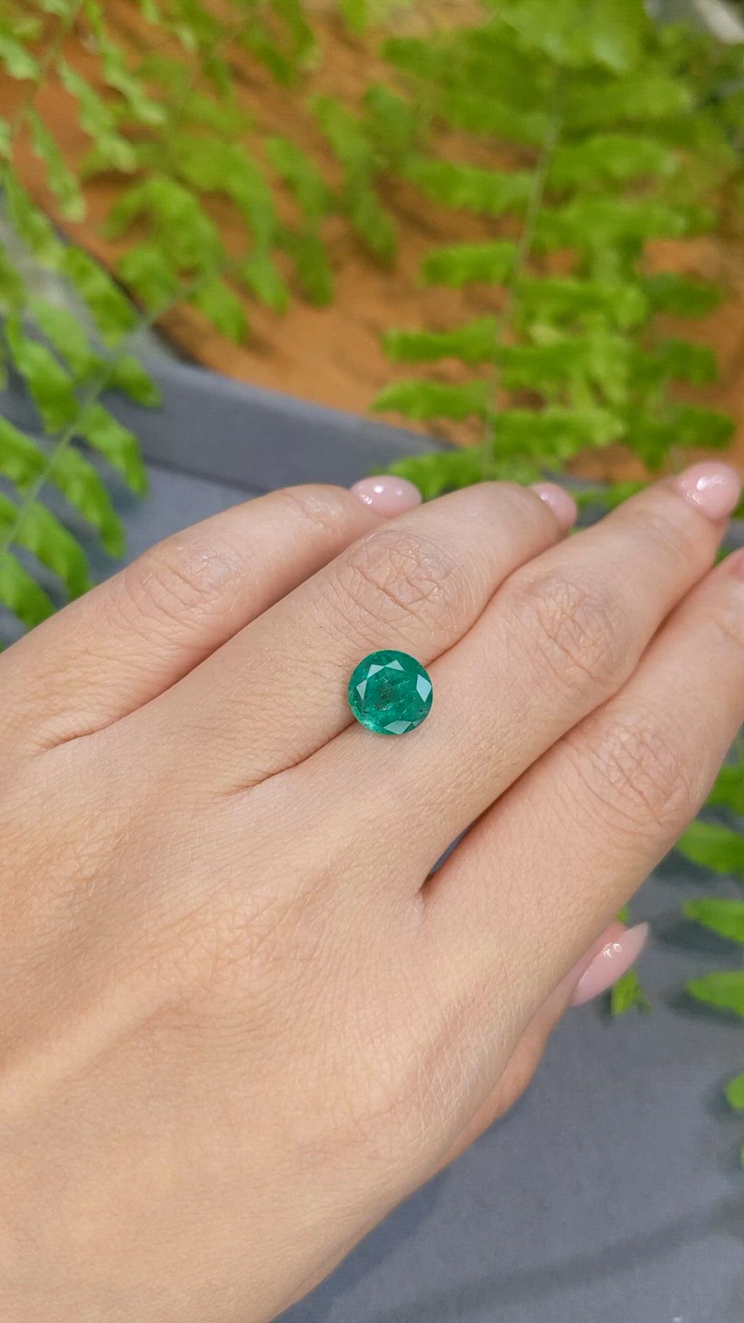 2.34 Ct. Emerald from Zambia Size Video