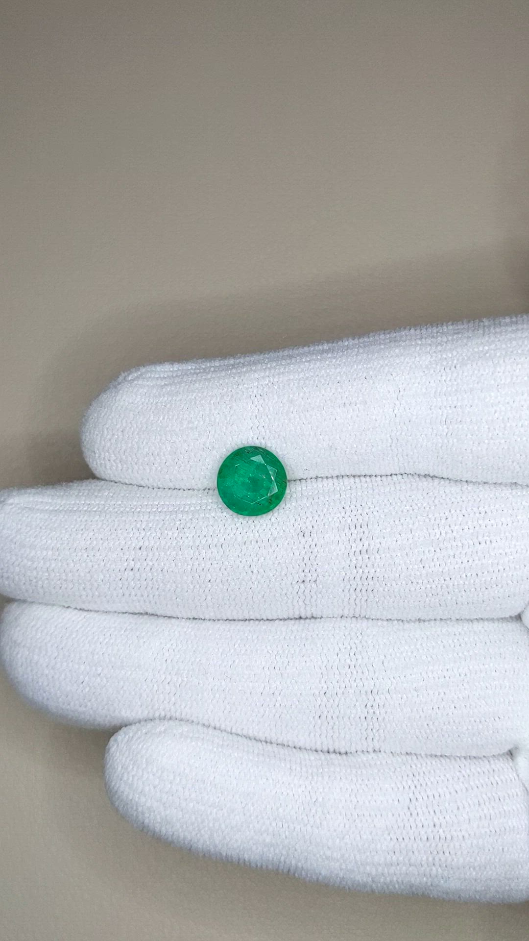 2.34 Ct. Emerald from Zambia Size Video