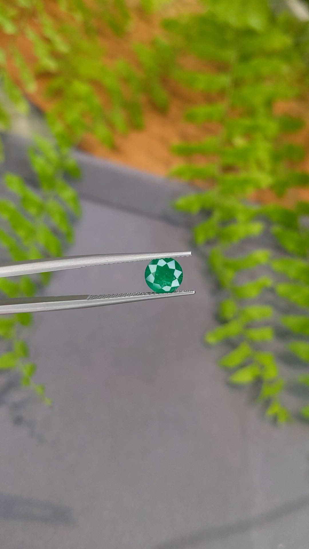 1.02 Ct. Emerald from Zambia Size Video