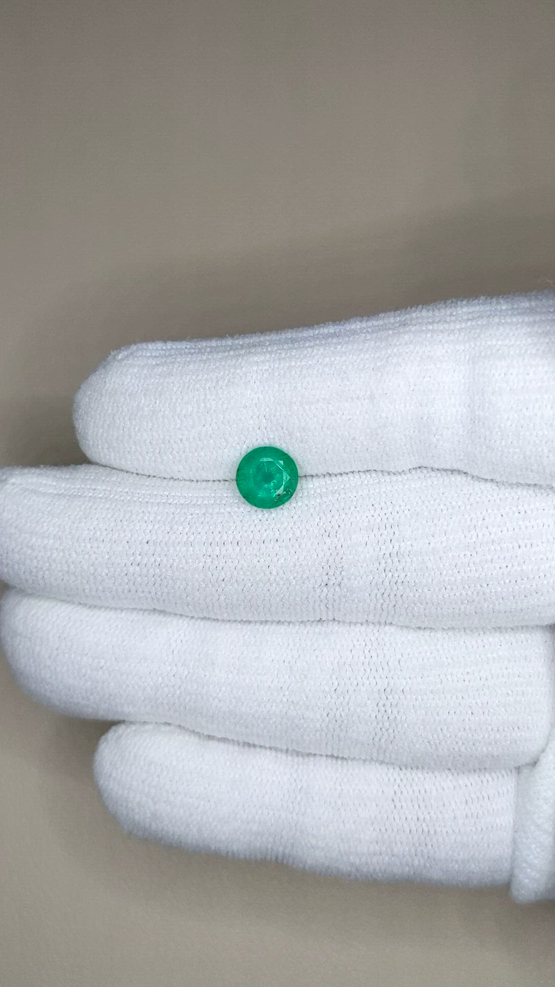 1.28 Ct. Emerald from Zambia Size Video