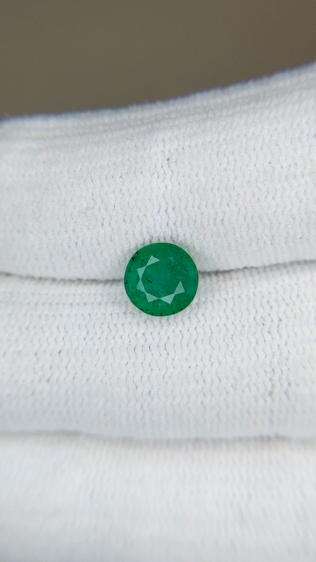 1.26 Ct. Emerald from Zambia Size Video