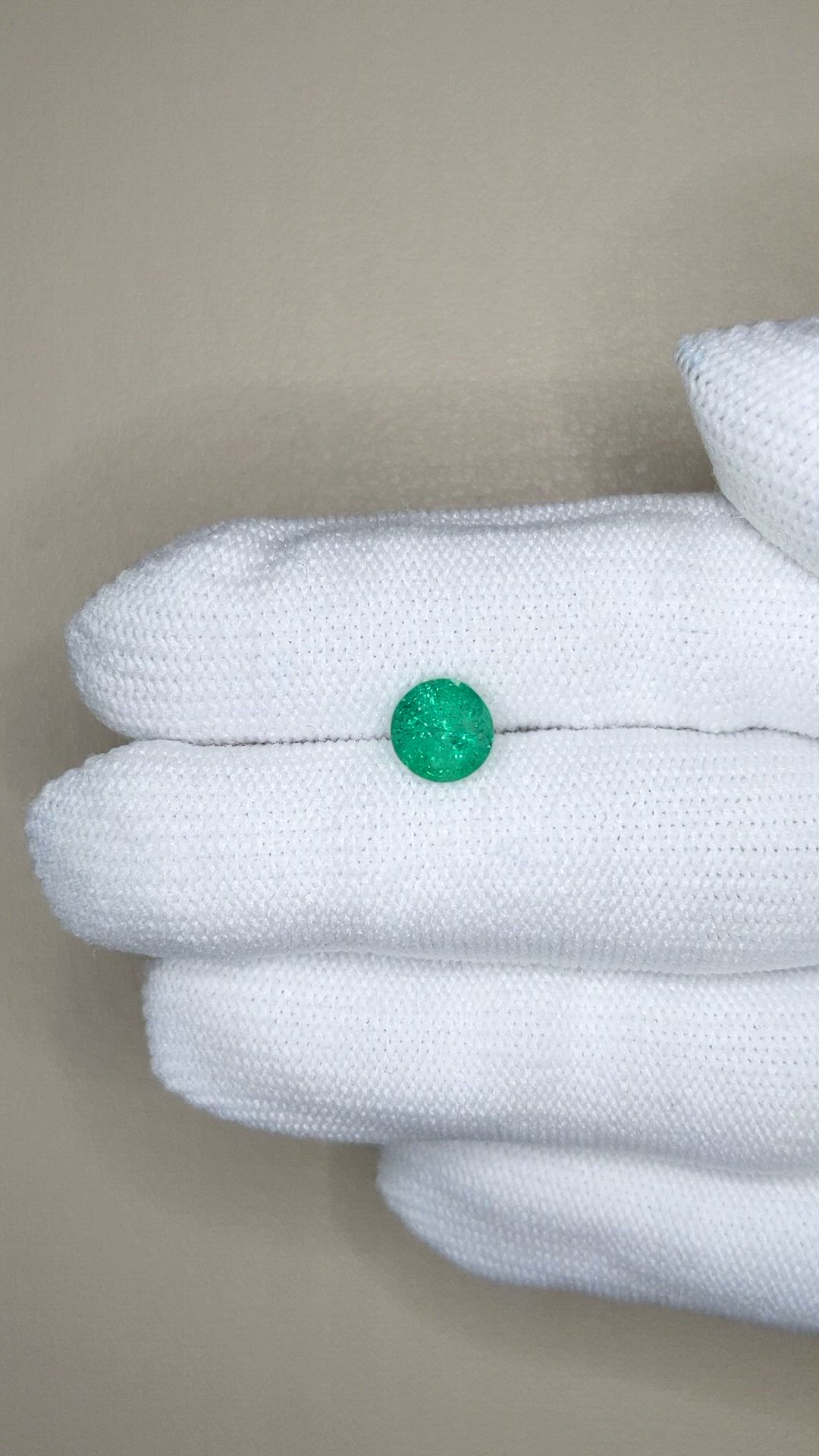 1.18 Ct. Emerald from Zambia Size Video