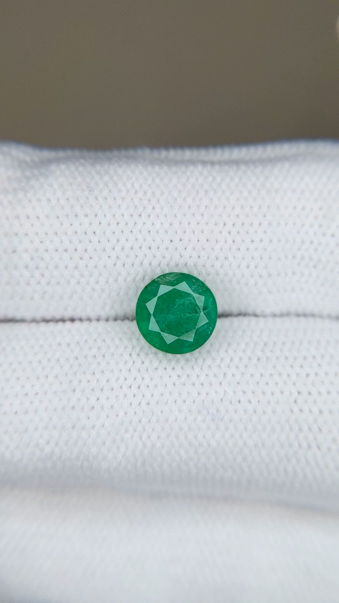 1.39 Ct. Emerald from Zambia Size Video