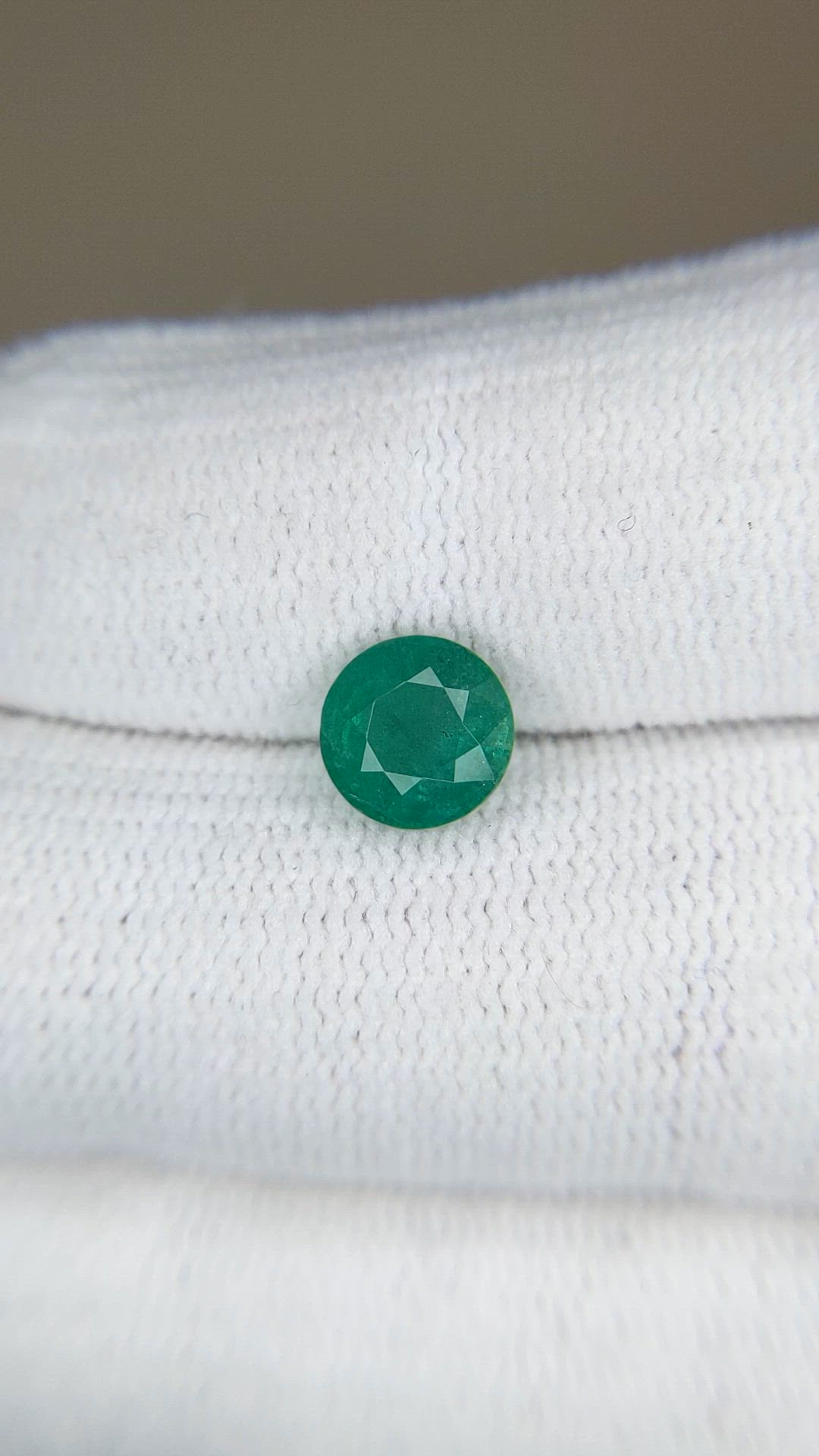 1.37 Ct. Emerald from Zambia Size Video