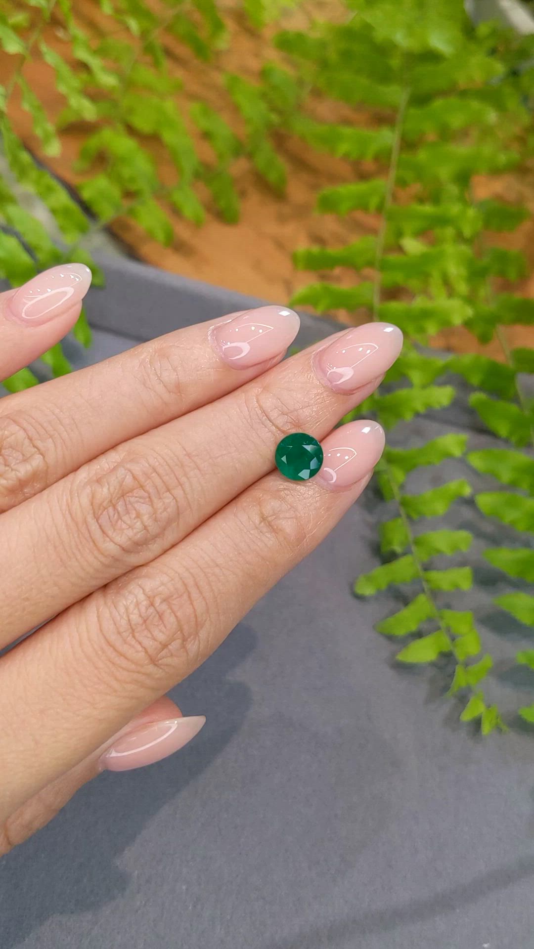 1.38 Ct. Emerald from Zambia Size Video