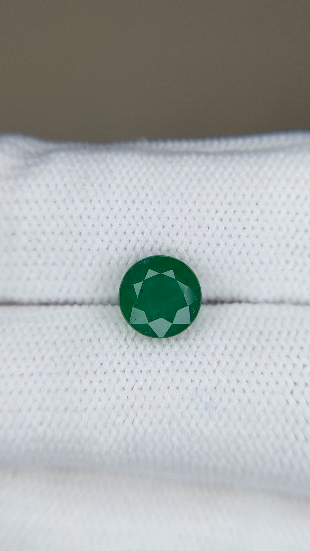 1.38 Ct. Emerald from Zambia Size Video