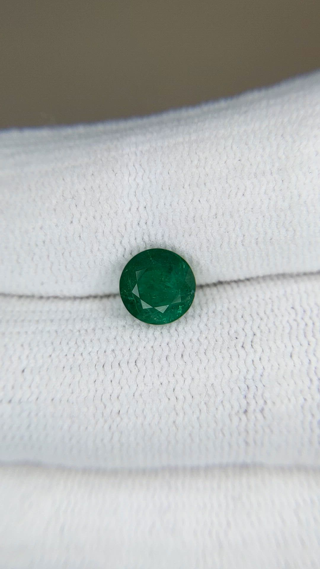 1.31 Ct. Emerald from Zambia Size Video