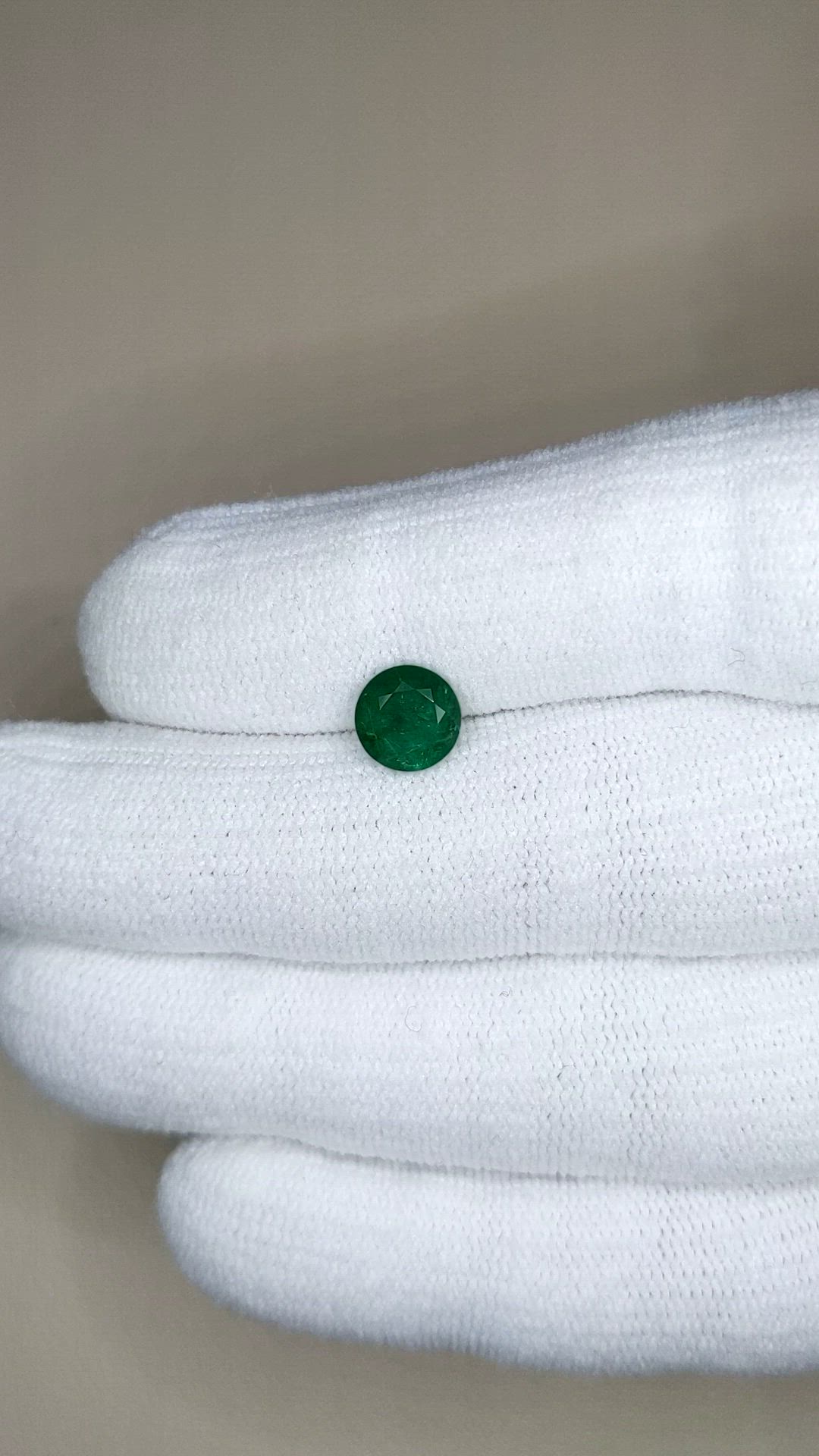1.31 Ct. Emerald from Zambia Size Video