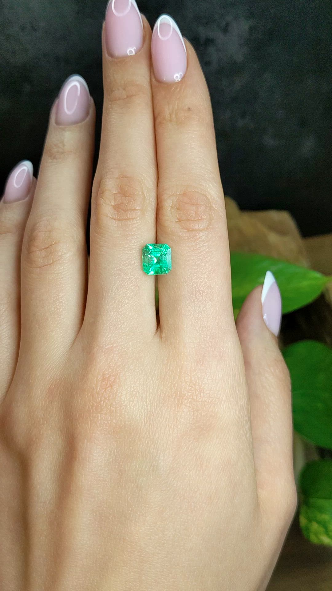2.13 Ct. Emerald from Colombia Size Video