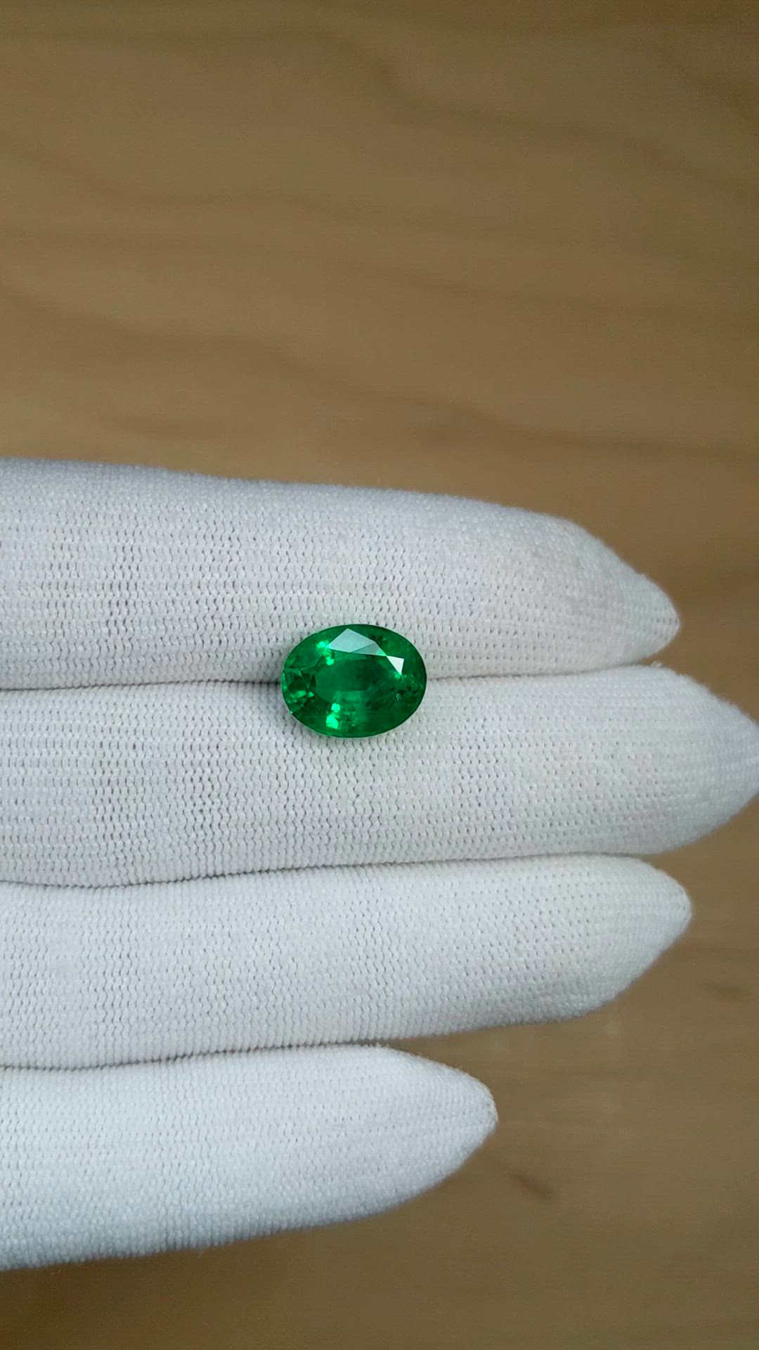 5.03 Ct. Emerald from Zambia Size Video