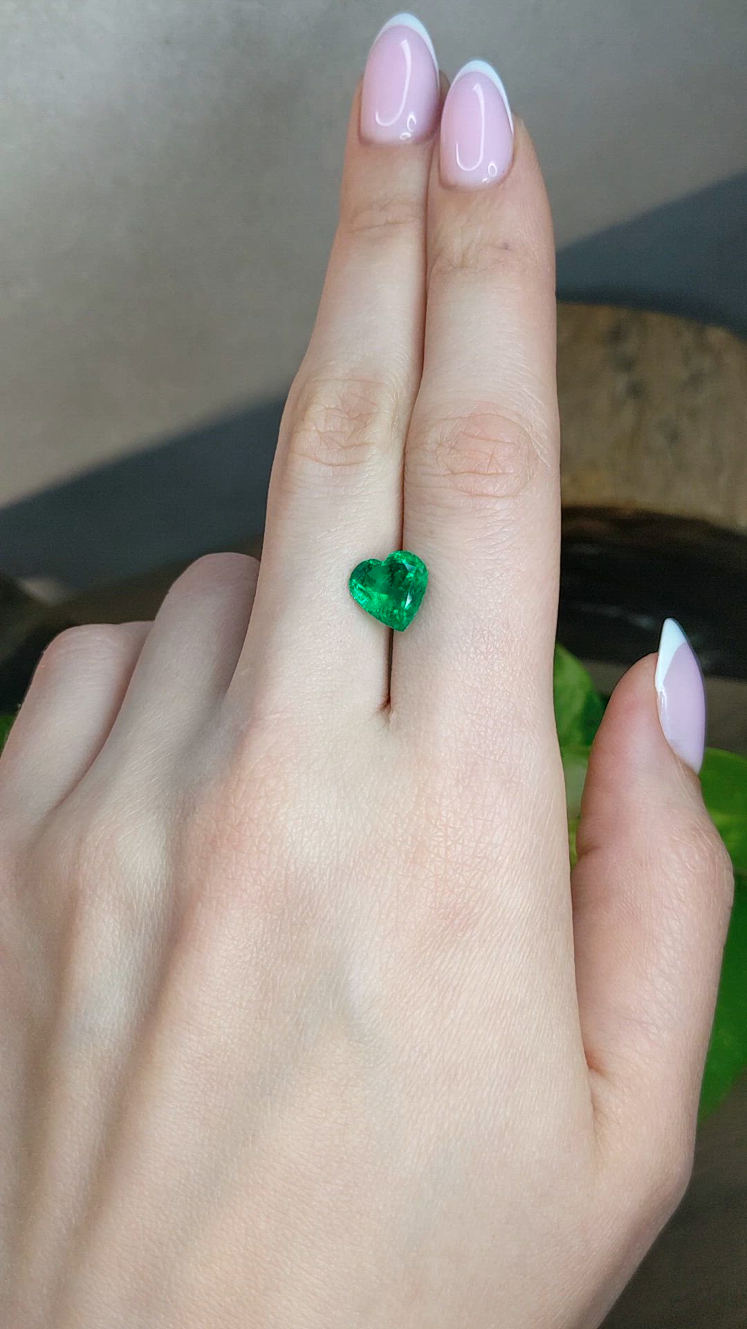 2.72 Ct. Emerald from Zambia Size Video