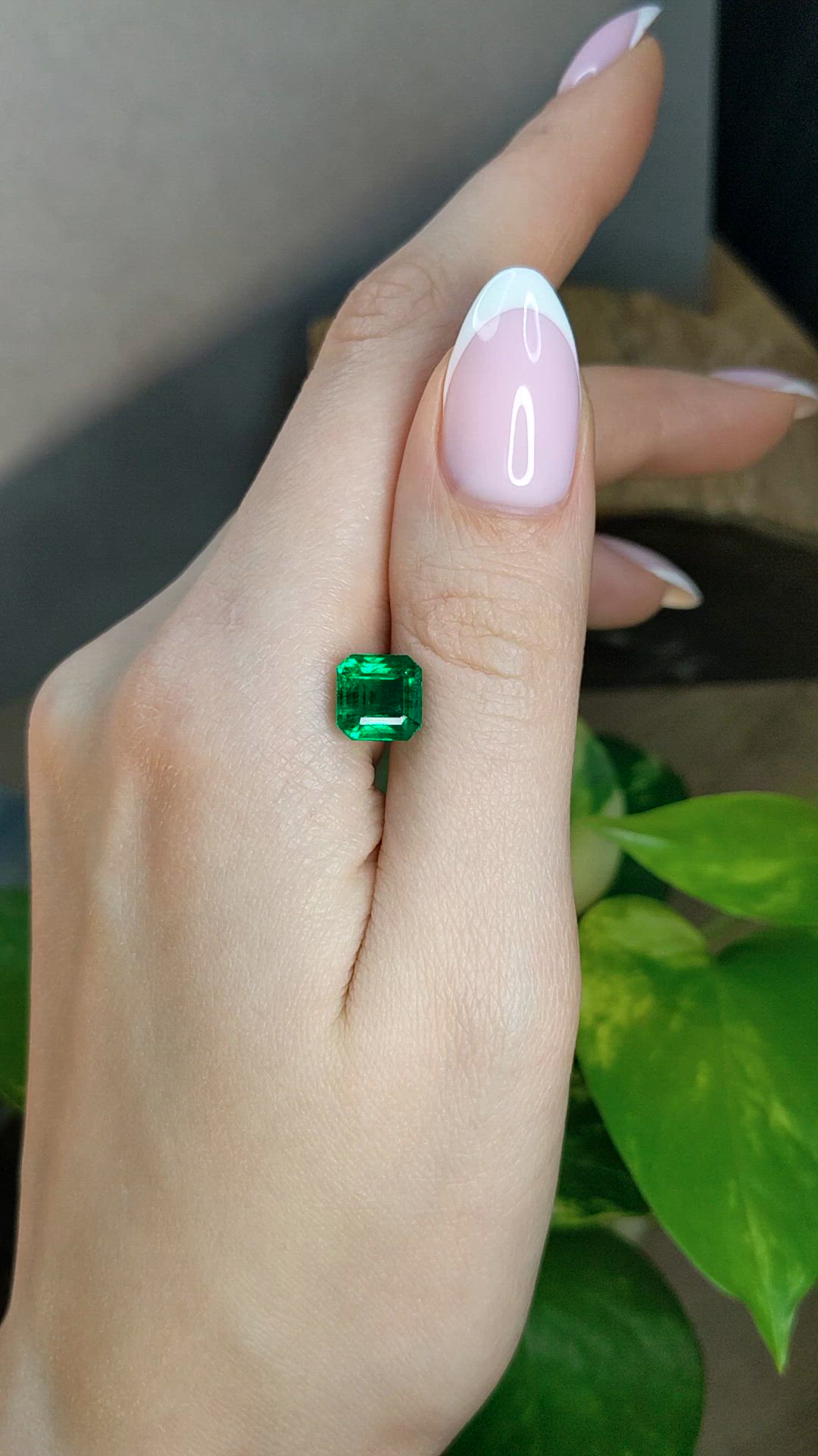 3.22 Ct. Emerald from Zambia Size Video