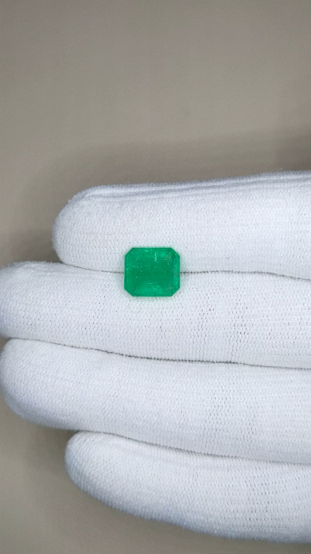 3.69 Ct. Emerald from Colombia Size Video