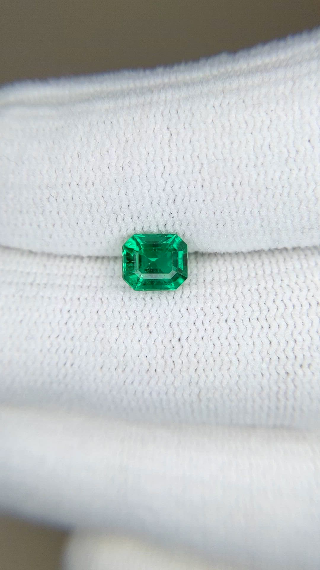 0.82 Ct. Emerald from Zambia Size Video