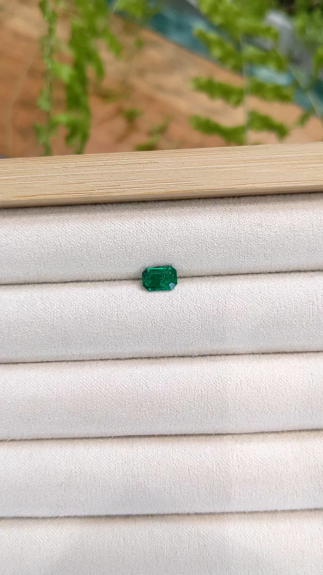 0.73 Ct. Emerald from Zambia Size Video