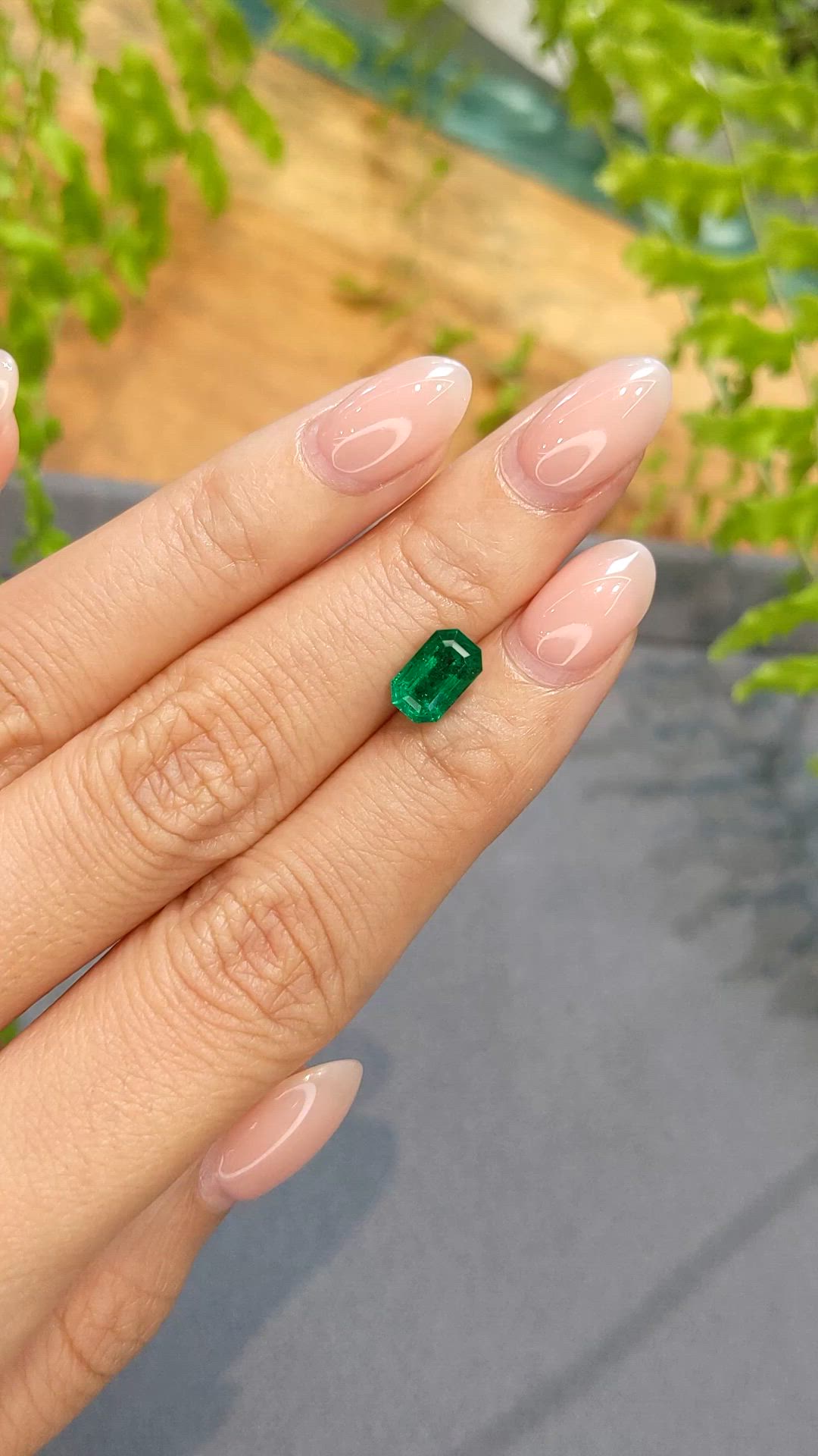 1.39 Ct. Emerald from Zambia Size Video