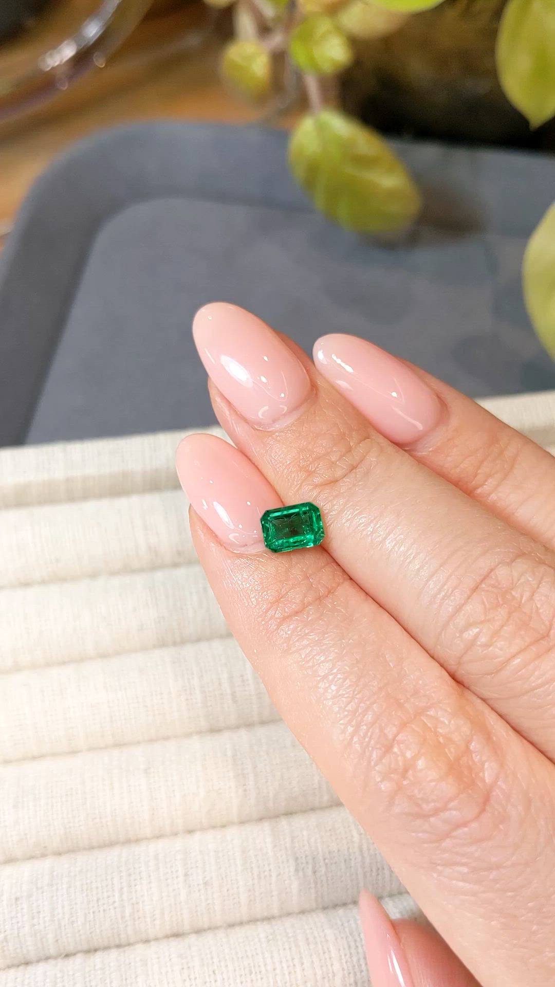0.95 Ct. Emerald from Zambia Size Video