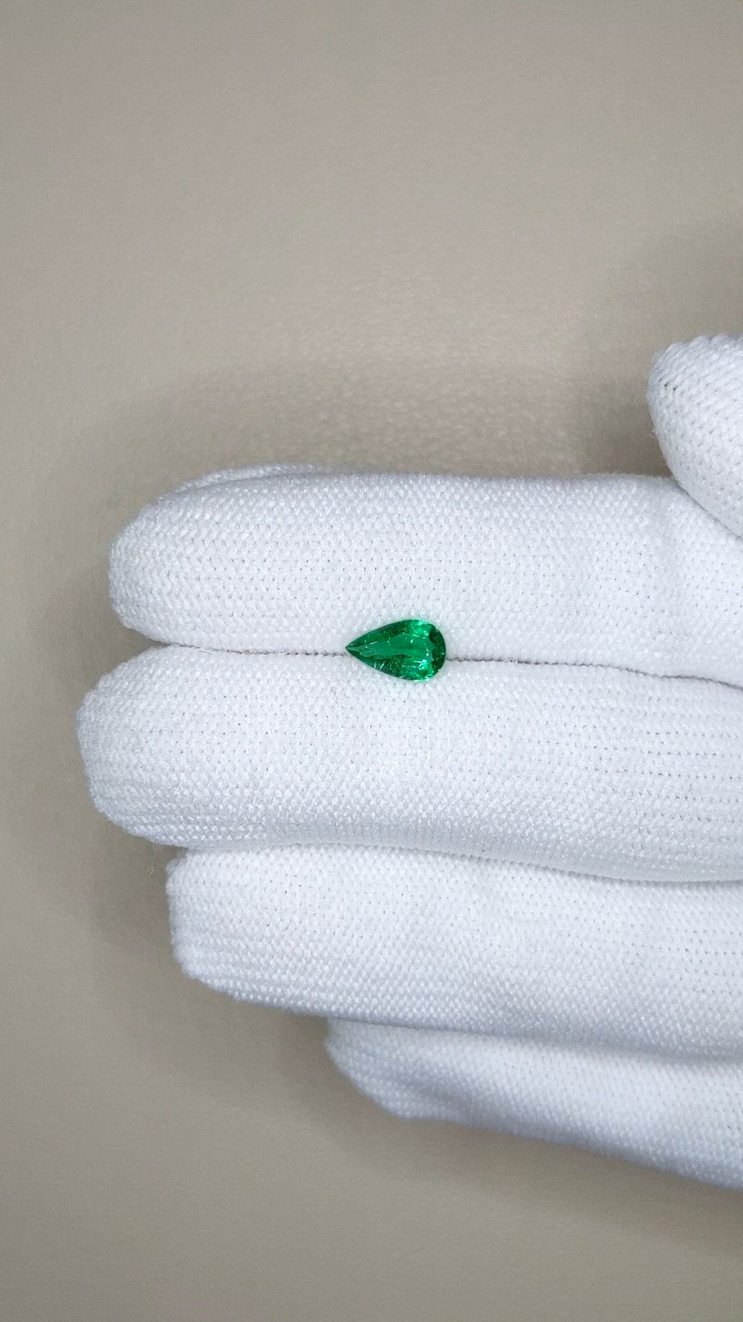 0.60 Ct. Emerald from Zambia Size Video