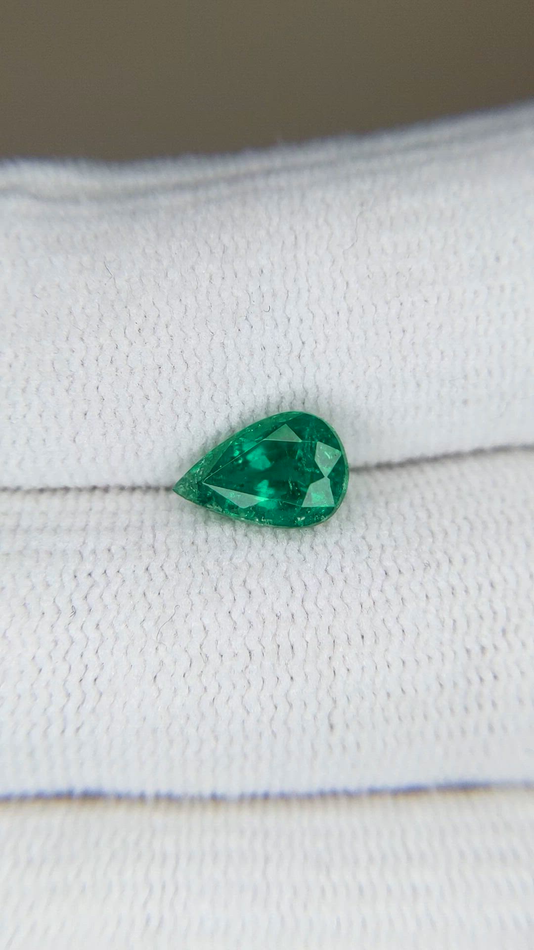 1.33 Ct. Emerald from Zambia Size Video