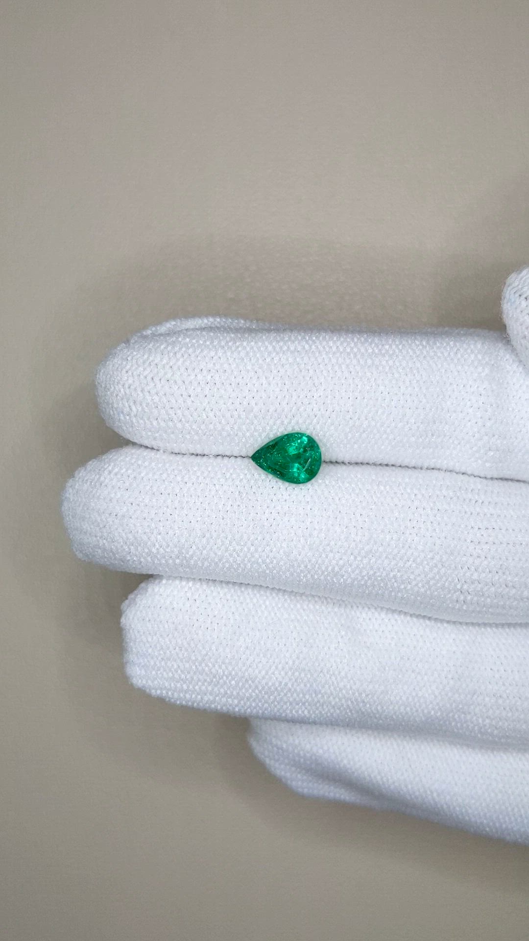 0.86 Ct. Emerald from Zambia Size Video