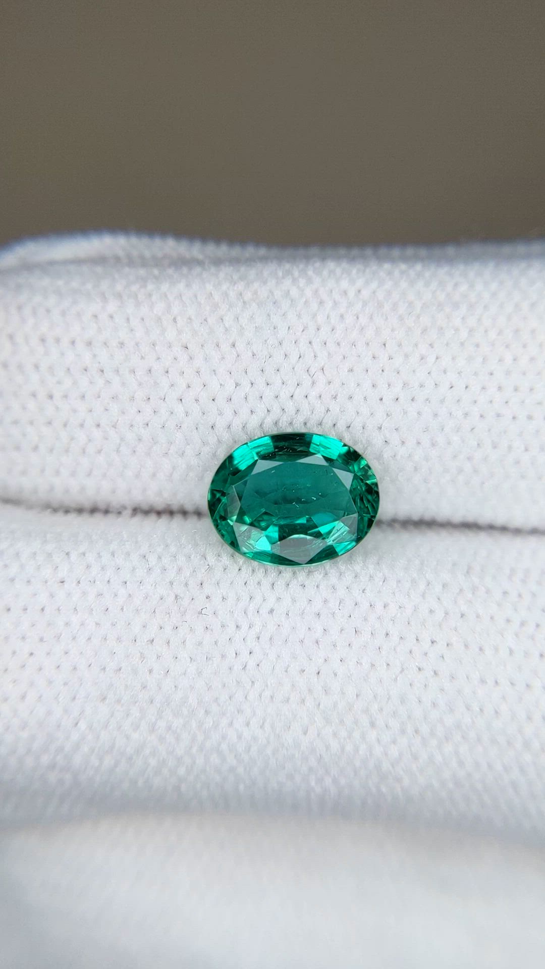 1.37 Ct. Emerald from Zambia Size Video