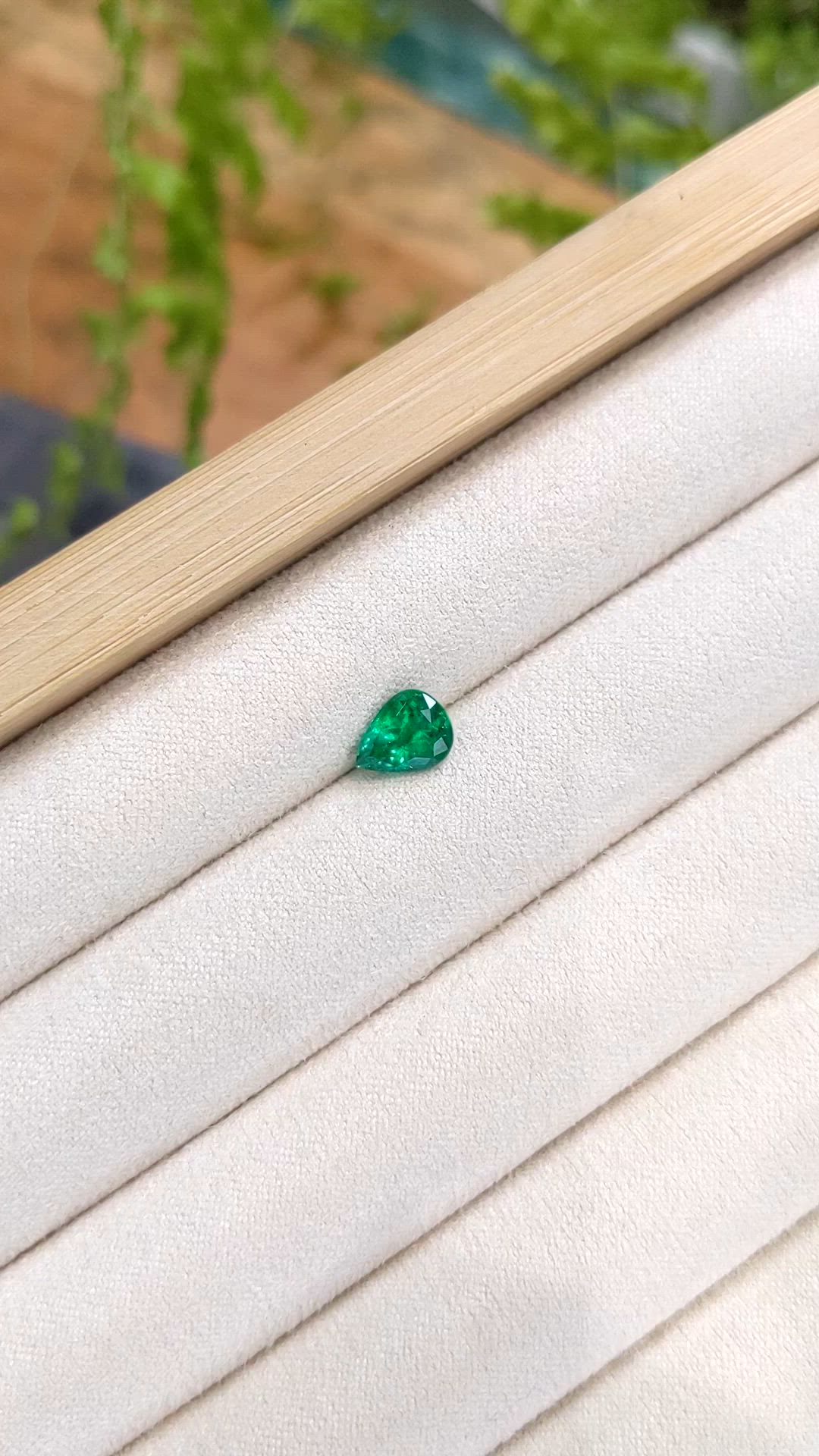 1.06 Ct. Emerald from Zambia Size Video